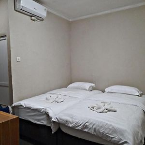 Hotel Lima Bintang